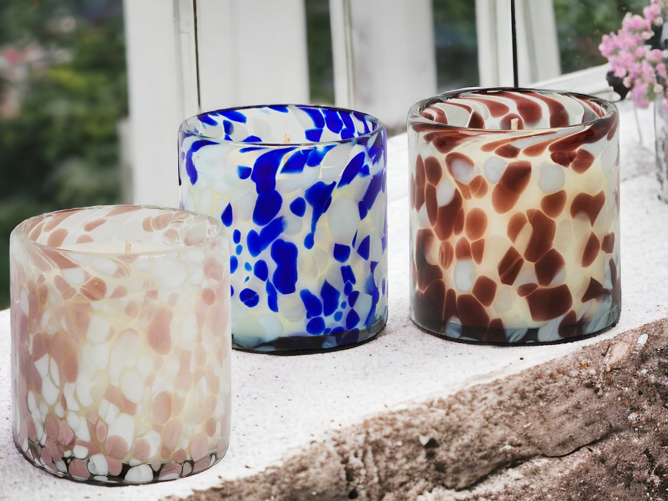 Vanilla Sands | Recycled Glass | Confetti 18oz Soy Candle - LILY & ROSE
