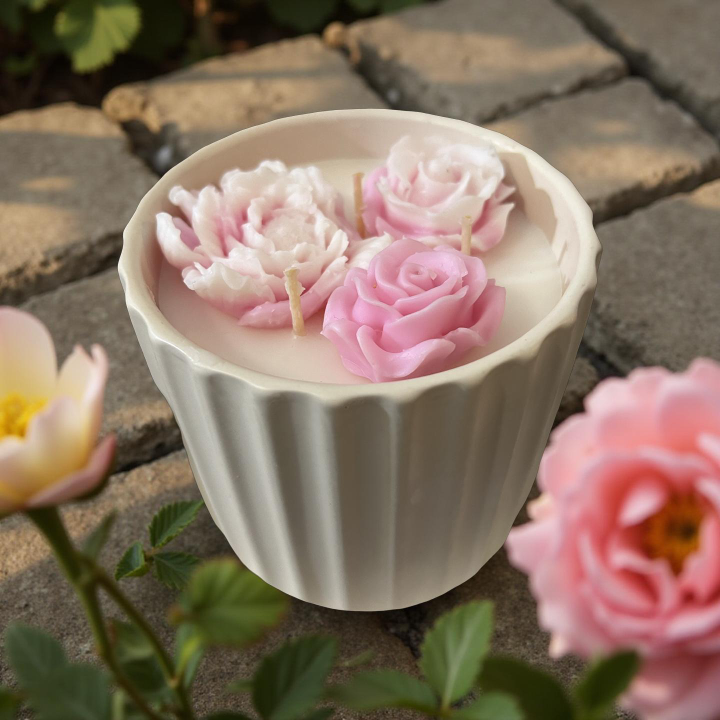 ** NEW ** Rose Bouquet Candle_Coconut Soy_24oz 3 wick