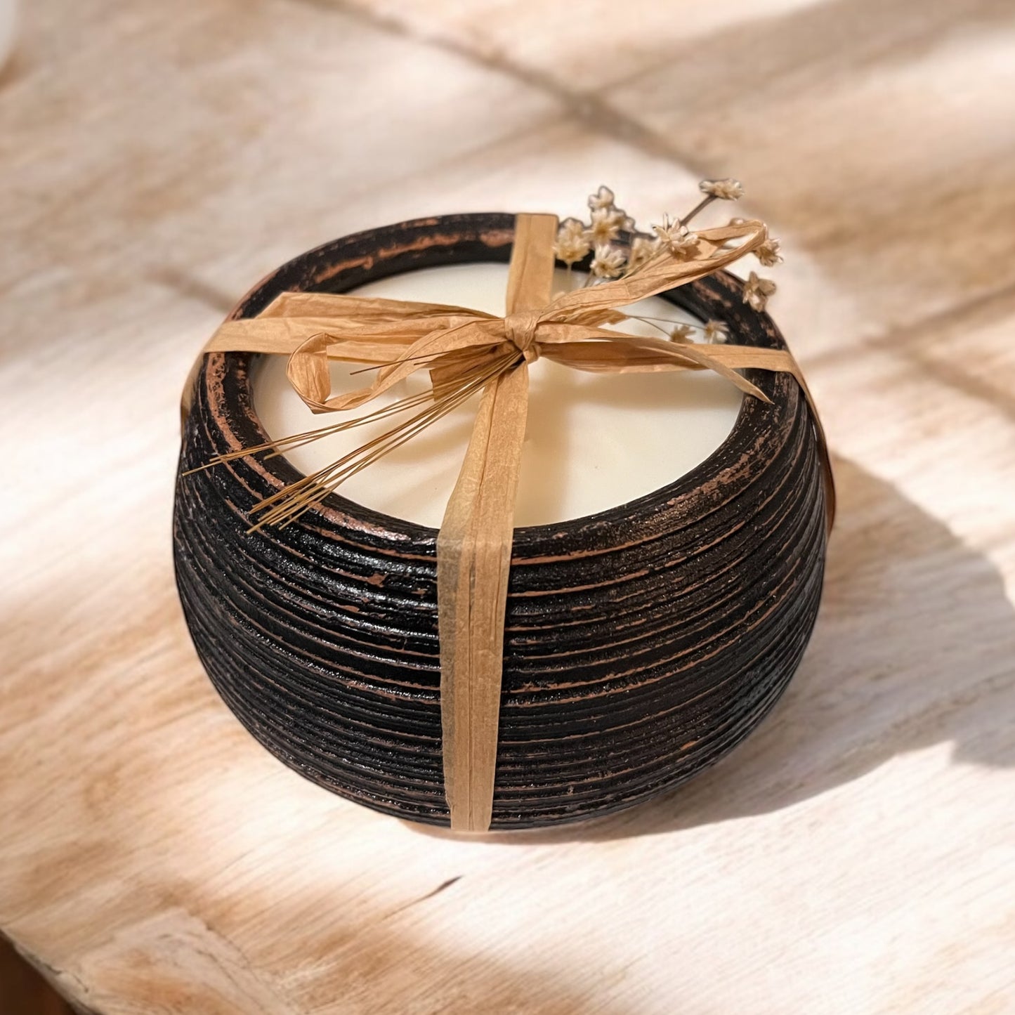 NEW!!  The Beehive  3-wick Ceramic Candle - LILY & ROSE 